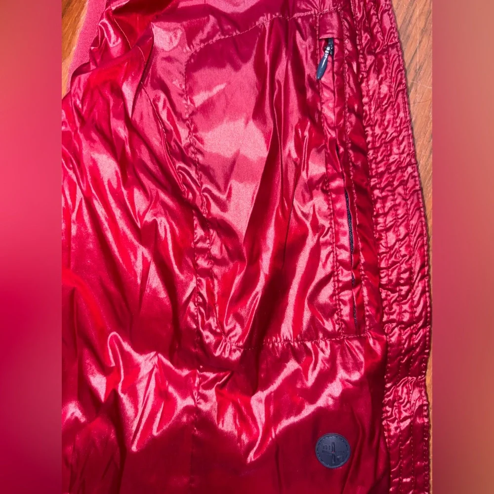 Tommy Hilfiger Red Vest - Picture 8 of 8